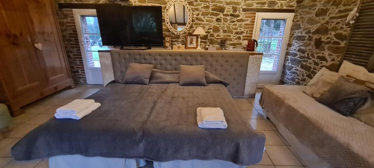 Bed and Breakfast L'Arbre D'Alais Saint-Fulgent Экстерьер фото