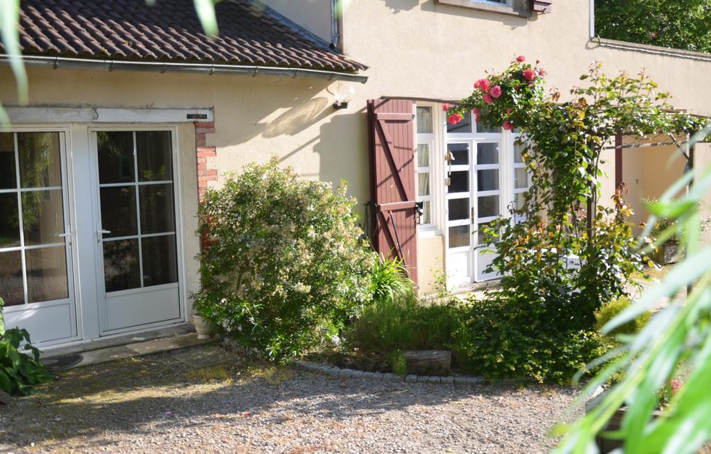 Bed and Breakfast L'Arbre D'Alais Saint-Fulgent Экстерьер фото