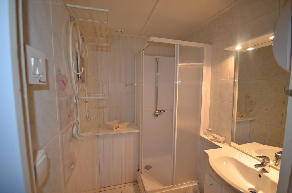Bed and Breakfast L'Arbre D'Alais Saint-Fulgent Экстерьер фото