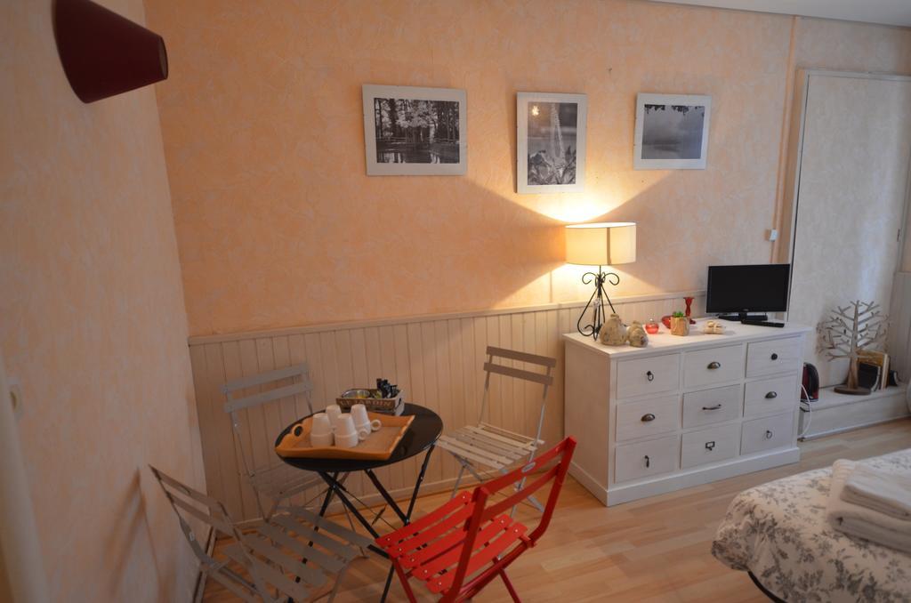 Bed and Breakfast L'Arbre D'Alais Saint-Fulgent Экстерьер фото